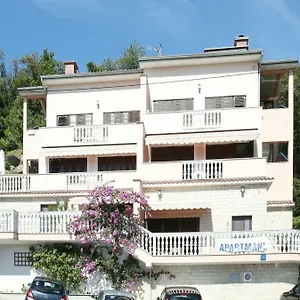 foglaljon itt